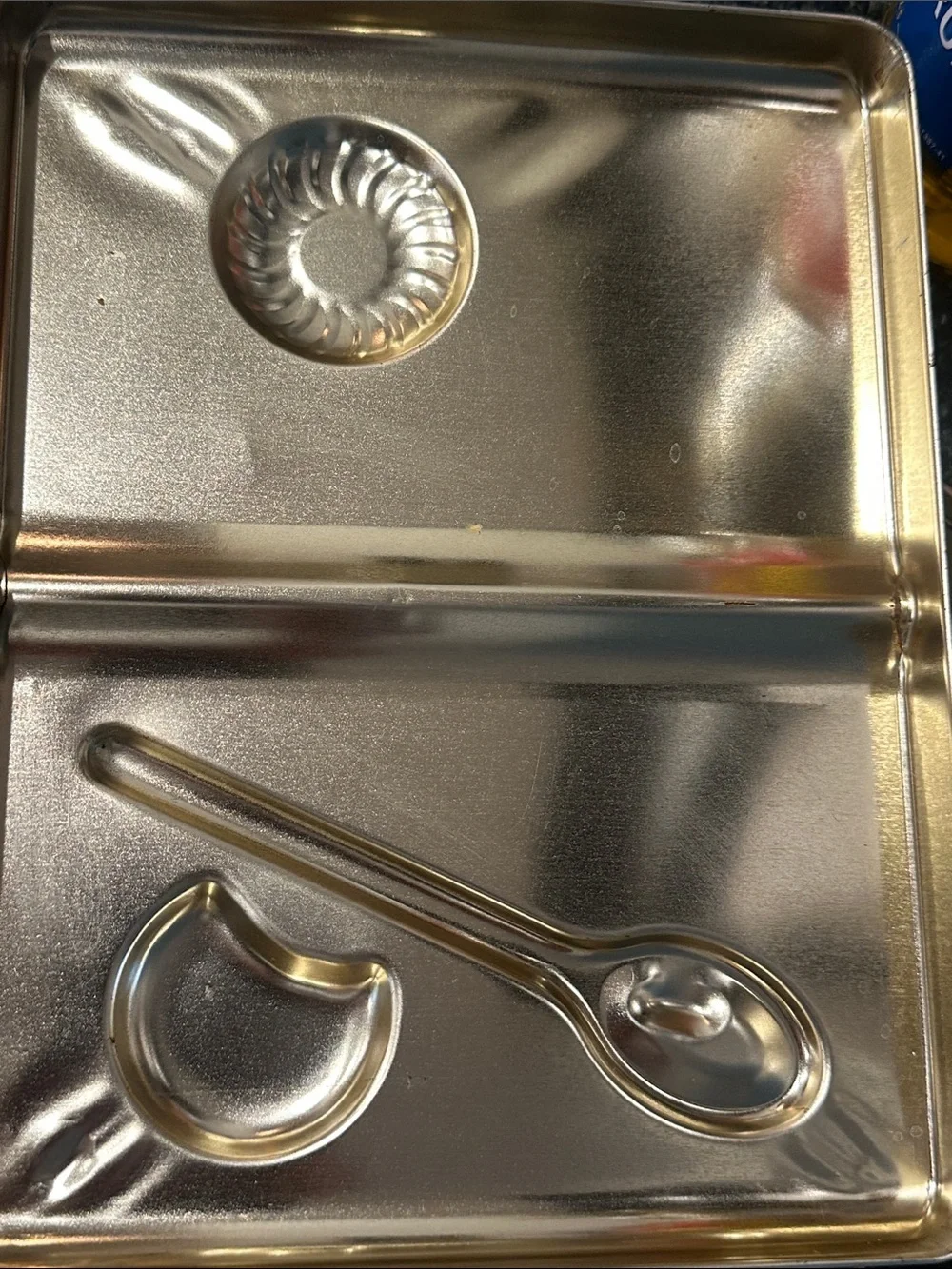 Vintage Cookbook metal Cookie Tin silver Crane company England Jam Biscuit gift